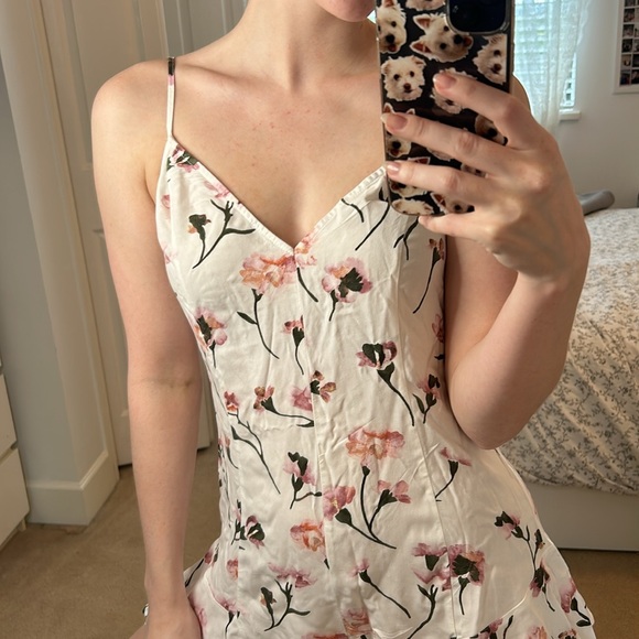 Romper Floral - Picture 2 of 3